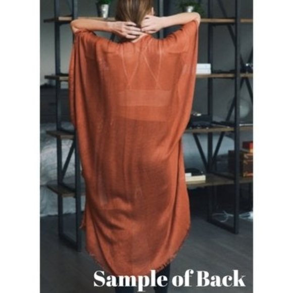 Ivory Open Grid Frayed Trim Kimono with Armholes - Picture 3 of 3